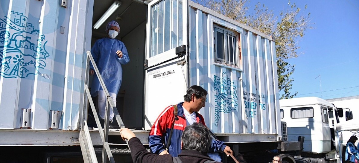 La Plata: el intendente Alak inauguró un nuevo programa que lleva mejoras y servicios a los barrios