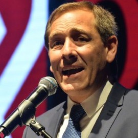 Julio Garro, ex intendente de La Plata, imputado por la autorización ilegal de 400 barrios cerrados