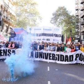 La convocatoria en Plaza de Mayo en defensa de la Universidad Pública fue impactante y masiva