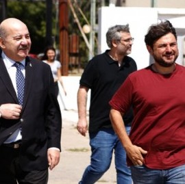 El dirigente social Juan Grabois visitó los emprendimientos de la Universidad Nacional de La Plata