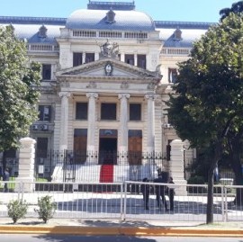 El Gobierno de Kicillof no pudo avanzar con las reformas jubilatorias del Bapro en la Legislatura