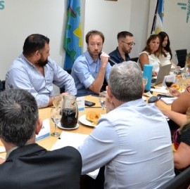 El Gobierno bonaerense les ofreció un 40% de aumento salarial a trabajadores estatales