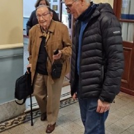 Antonio Ángel Cadenas tiene 100 años y volvió a la Facultad donde se graduó como Ingeniero