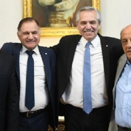 Movida del presidente Fernández en medio de la interna: recibió a tres históricos del Conurbano