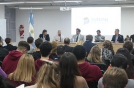 La UCR de La Plata presentó el Centro de Estudios Futuro para impulsar una usina de ideas