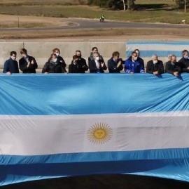 El presidente Fernández inauguró un tramo de la Autopista Ruta Nacional 7 que une Chacabuco y Junín