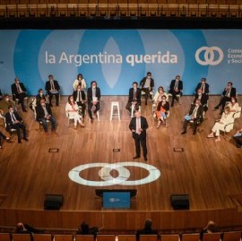 En el lanzamiento del Consejo Económico y Social, el presidente pidió una "sociedad más justa"