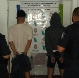 Detienen a dos jóvenes por doble infracción: hacer grafitis en una Iglesia en horario restrictivo