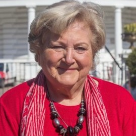 Precandidata a concejala dice que haber "Conurbanizado" a La Plata fue una "mojada de oreja"