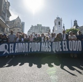 Homenaje a Hebe de Bonafini: Madres de Plaza de Mayo realizaron este jueves "la marcha más difícil"