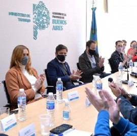 Paritaria Docente: los gremios aceptaron la propuesta del Gobierno bonaerense de aumento del 45,5 %