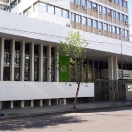 El Gobierno bonaerense oficializó un aumento del 42,45% para jubilaciones y pensiones