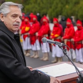 Acto del bicentenario del fallecimiento de Güemes: Fernández prometió reconstruir un país federal