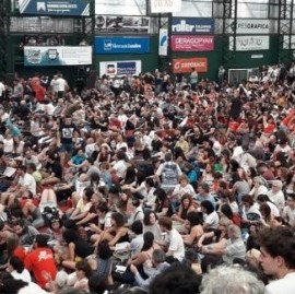 La ex presidente quiere acuñar una nueva categoría política: el Frente Social Cívico Patriótico