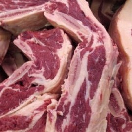 Un intendente bonaerense prometió llevar el kilo de asado a 399 pesos