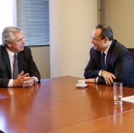 El presidente electo recibió la promesa de créditos por más de cuatro mil millones de dólares