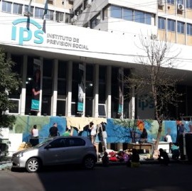 El Gobierno bonaerense anunció un bono y un aumento en el importe de las jubilaciones