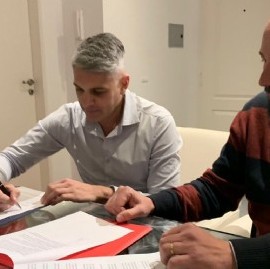 La Cámara de Cerveceros platenses y Perlecoop acordaron trabajar en la reutilización del "bagazo"