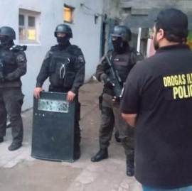 Evidentemente, el Gobierno bonaerense sabe muy bien en dónde están los narcos y fue a detenerlos