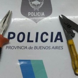 Siguen robando cables y siguen las detenciones en La Plata: esta vez, fue en Melchor Romero