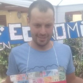 UNLP: les dijo a sus padres que iba a ser Licenciado en Economía antes de rendir la última materia