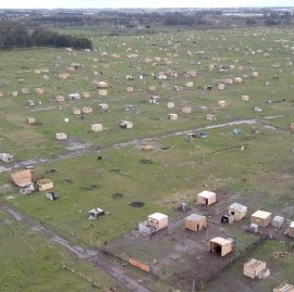 La ambigua preocupación de Garro por los "ocupantes" del predio que utilizaba el Club de Planeadores