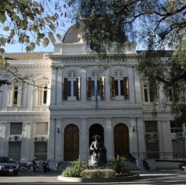 La UNLP entre las universidades que pedirán pase sanitario