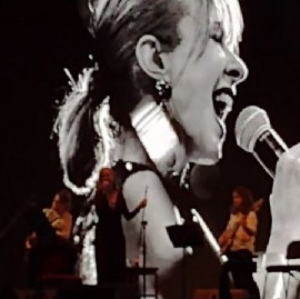 Inés Estévez conquistó al público platense con su espectáculo de jazz